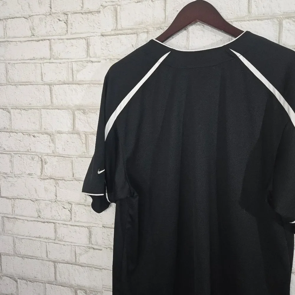 NIKE Team black short sleeve top
